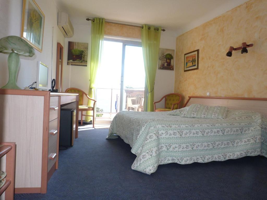 Hotel La Caravelle Fréjus Quarto foto