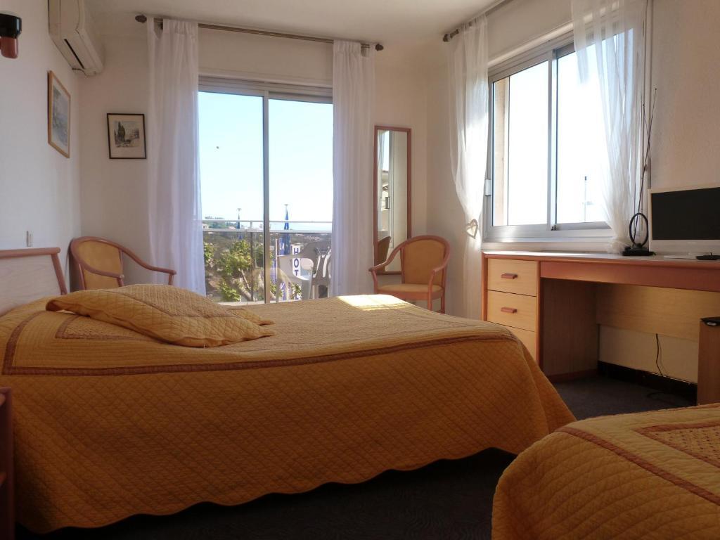 Hotel La Caravelle Fréjus Quarto foto